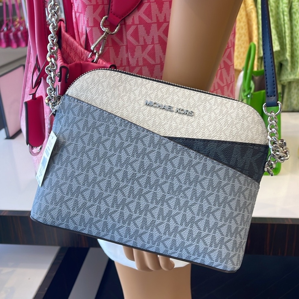 Michael Kors Jet Set Travel Md Signature Logo Color Block Dome Crossbody
ADMIRAL - Picture 7 of 16
